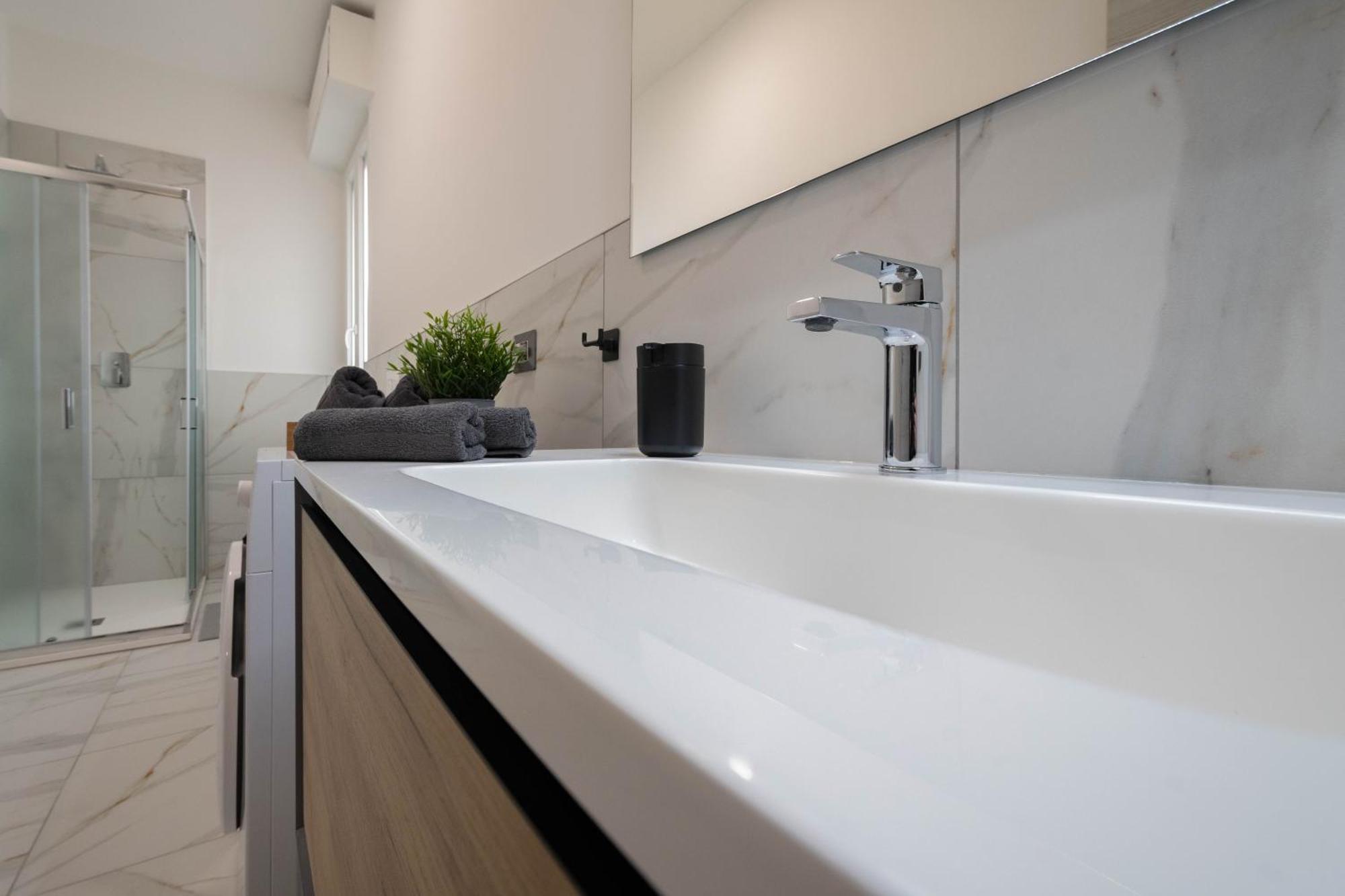 Apartment L&M, Rhomilanofiera Bollate Eksteriør bilde